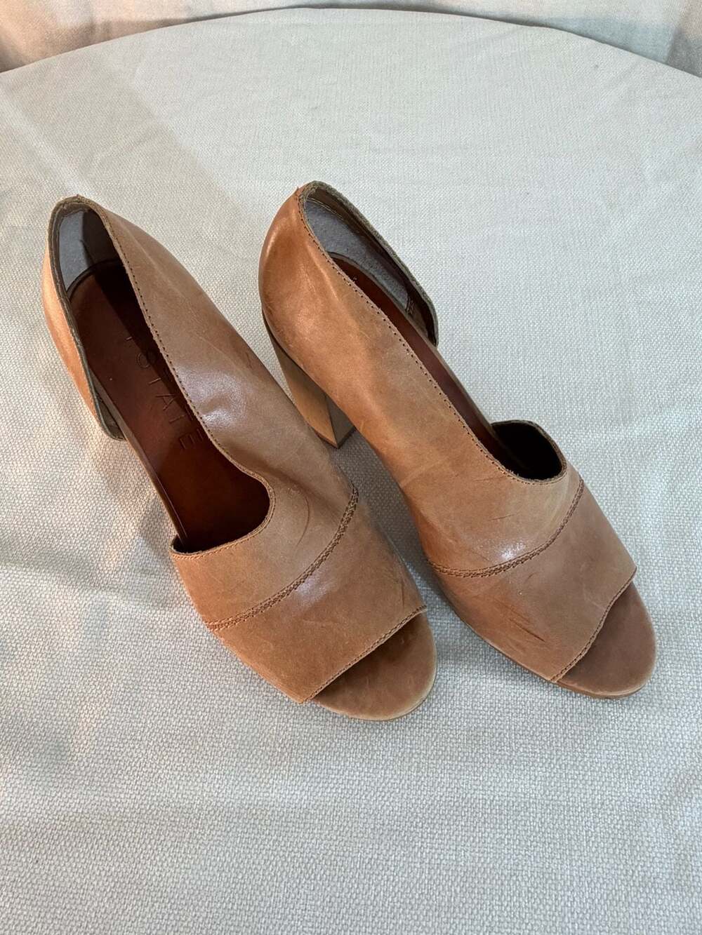 1.STATE Saffron Peep Toe Block Heel Tan Leather Sandals